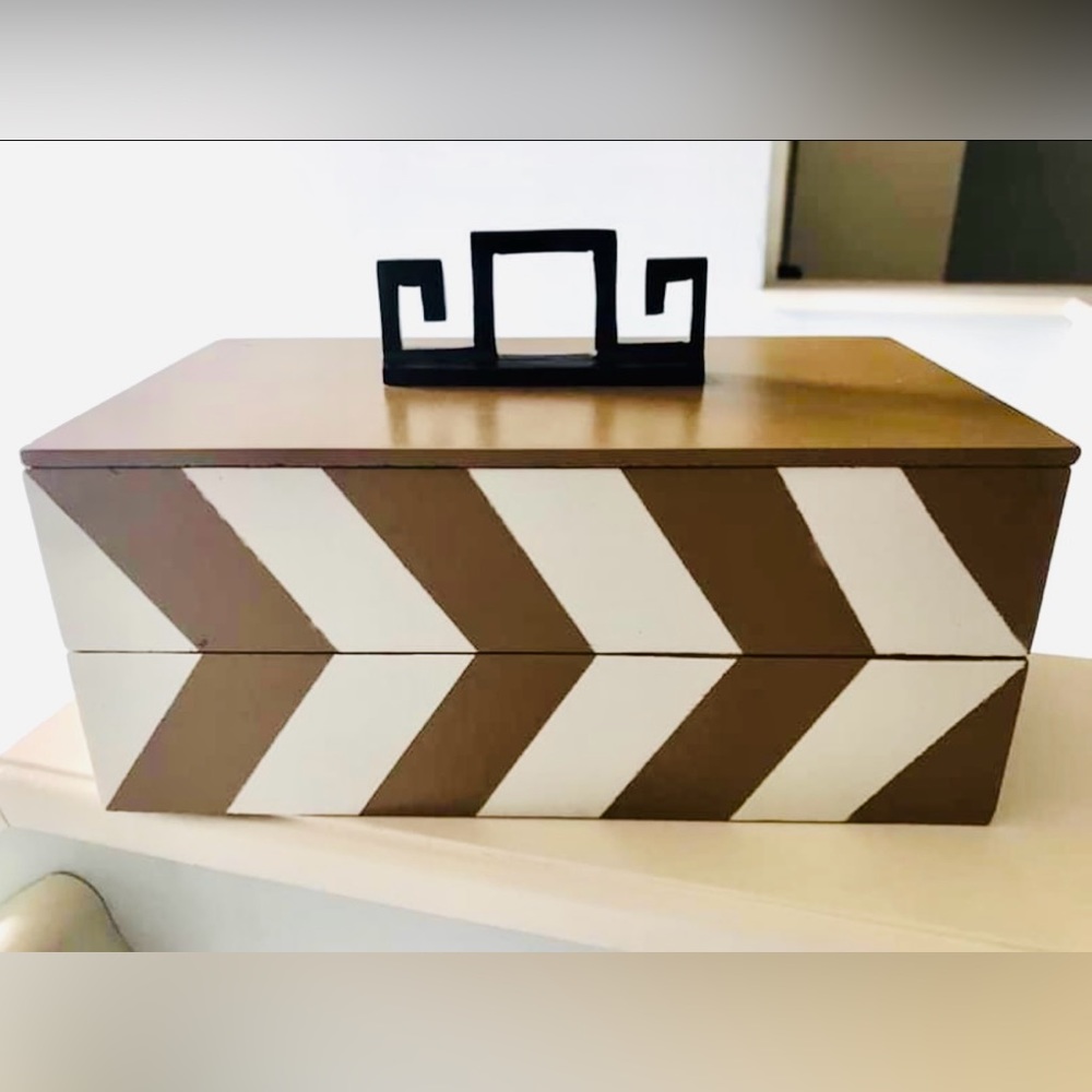 SLAH/WH Charlize Jewelry Chest NIB HTF